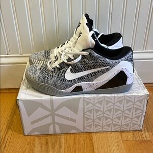 Nike Men's Kobe IX ELITE LOW XDR (JERSEY FROST KOBES)